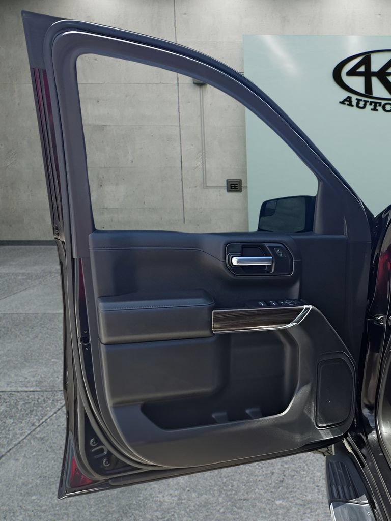 Used 2021 Chevrolet Silverado 1500 LT RWD image 12