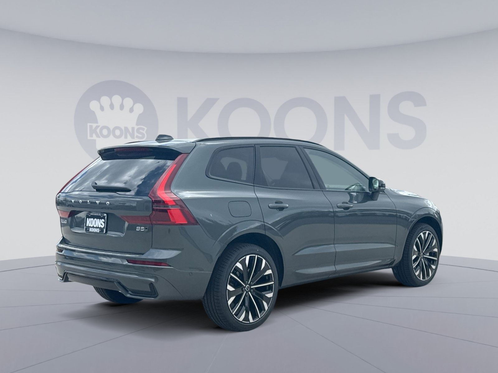 New 2026 Volvo XC60 B5 Ultra w/ Protection Package Premier AWD/4WD image 7