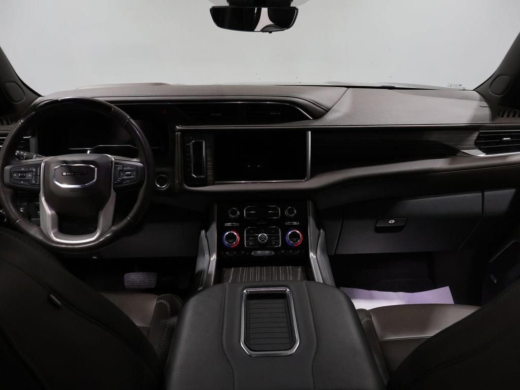 Used 2024 GMC Yukon XL Denali w/ Denali Reserve Package image 19