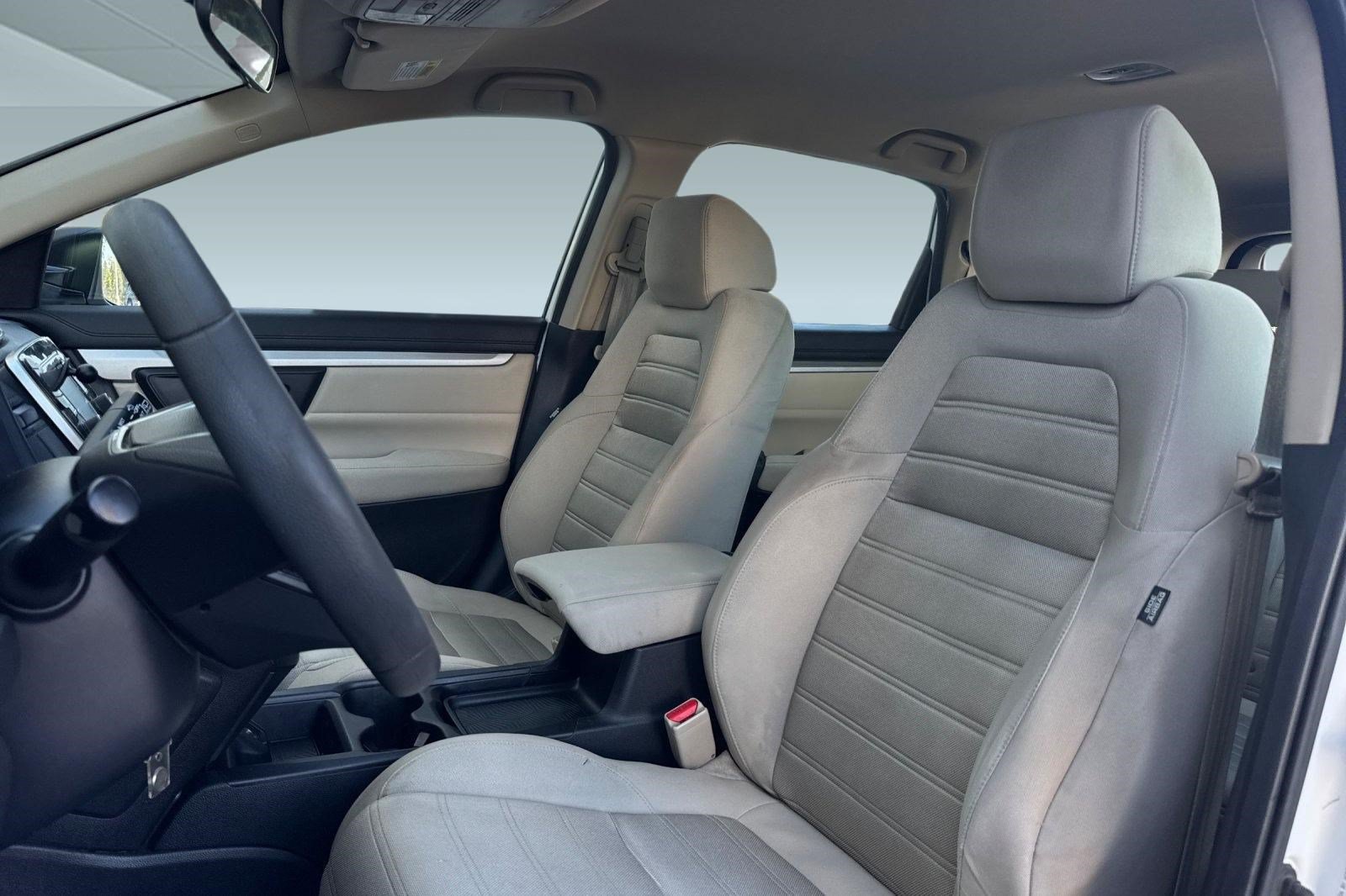 Used 2017 Honda CR-V LX image 5