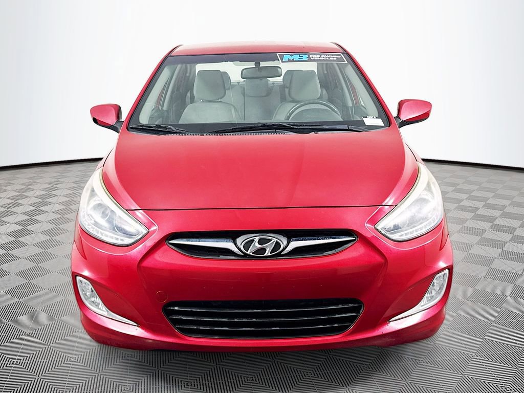 Used 2014 Hyundai Accent GLS w/ Option Group 2 image 2
