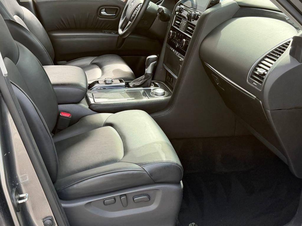 Used 2024 Nissan Armada SV AWD/4WD image 23