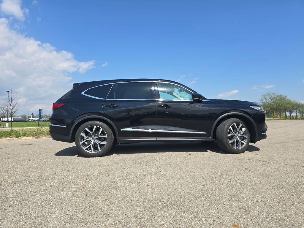 Used 2024 Acura MDX SH-AWD w/ Technology Package image 18