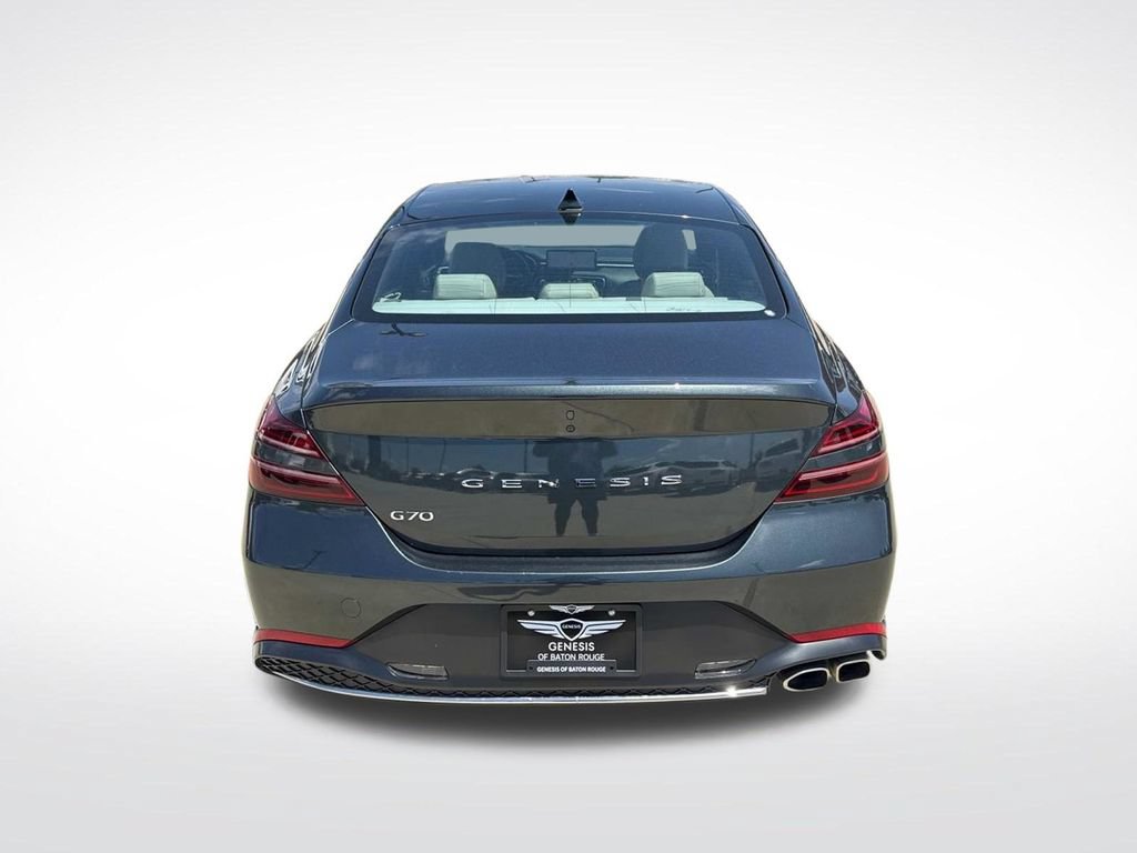 Used 2023 Genesis G70 2.0T RWD image 8