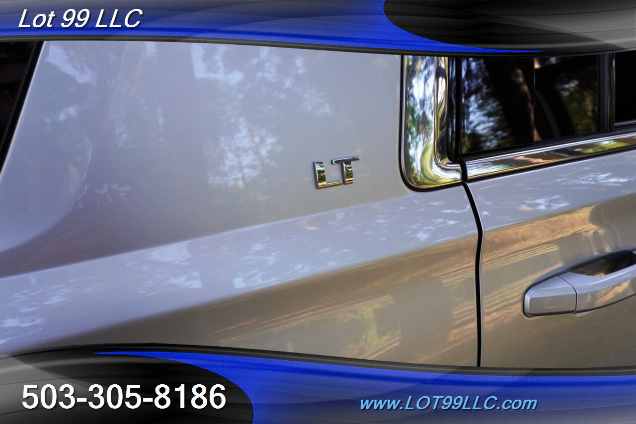 Used 2018 Chevrolet Suburban LT AWD/4WD image 35