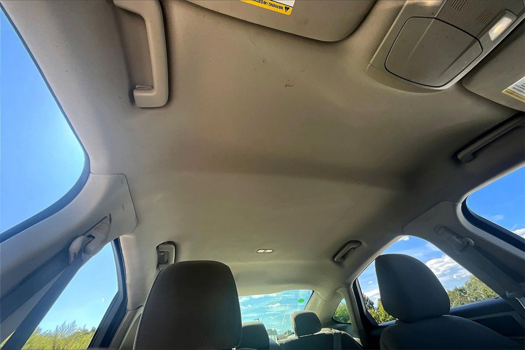 Used 2020 Ford Fusion SE w/ Fleet SE Value Package image 17