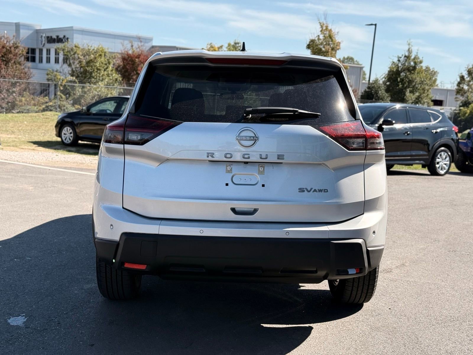 Used 2024 Nissan Rogue SV image 7