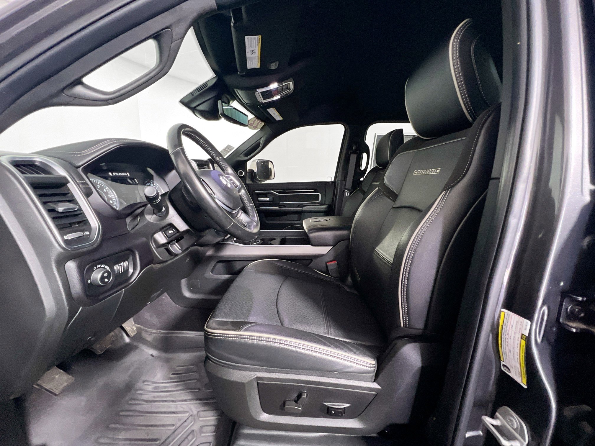 Used 2022 RAM 2500 Laramie image 14