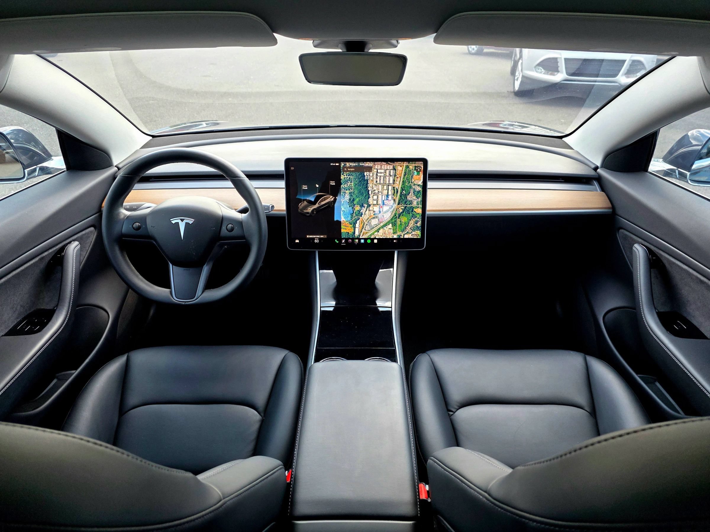 Used 2018 Tesla Model 3 Long Range AWD/4WD image 17