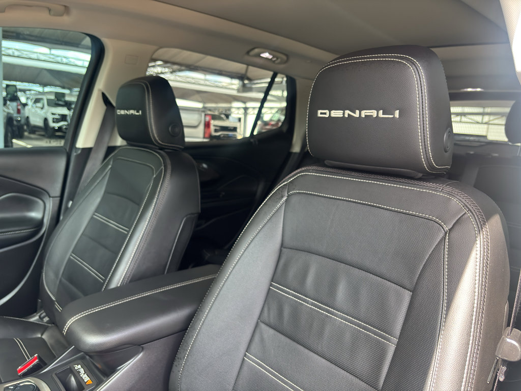 Certified 2024 GMC Terrain Denali w/ Denali Premium Package AWD/4WD image 24
