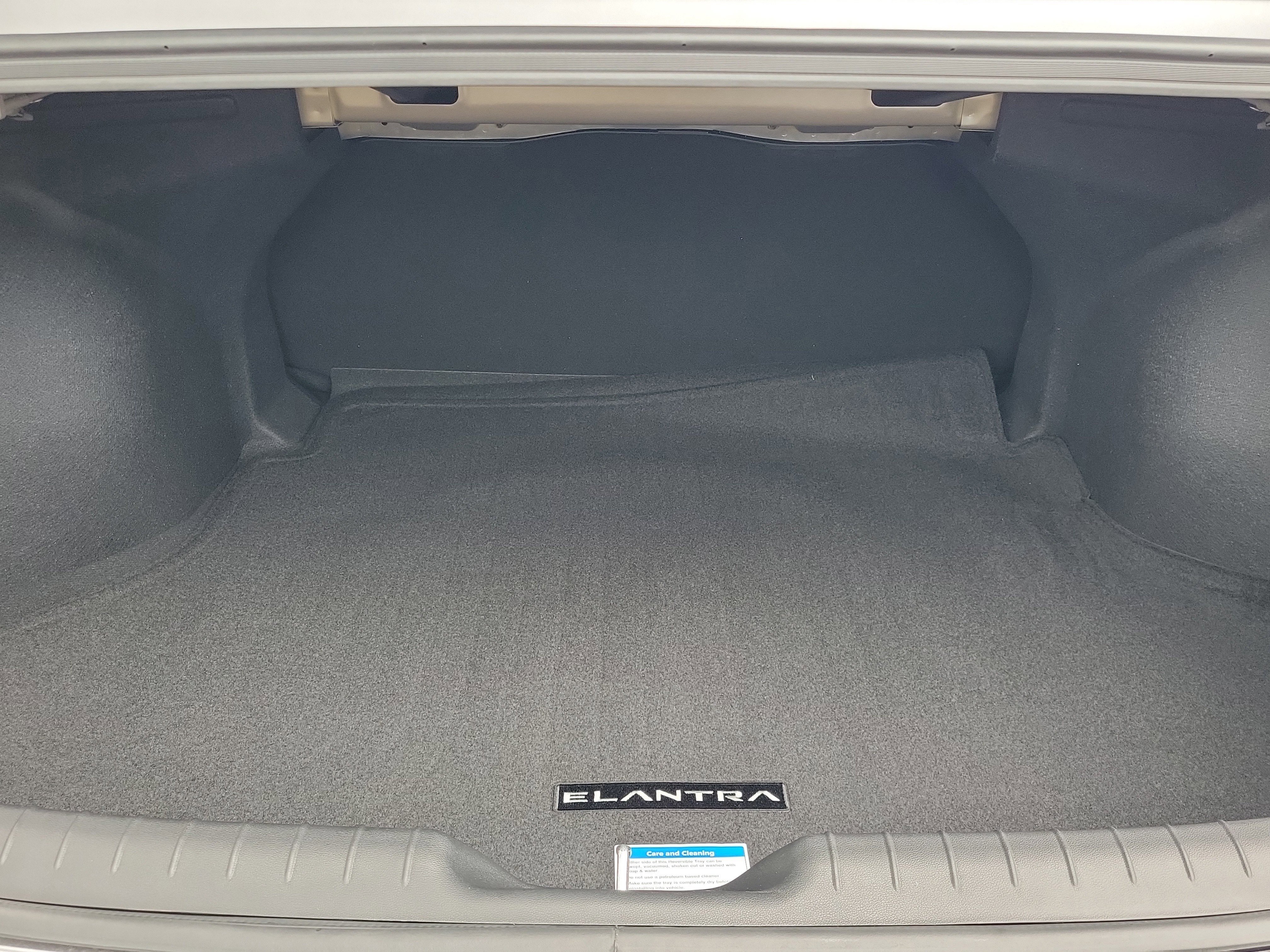 New 2025 Hyundai Elantra Blue image 29