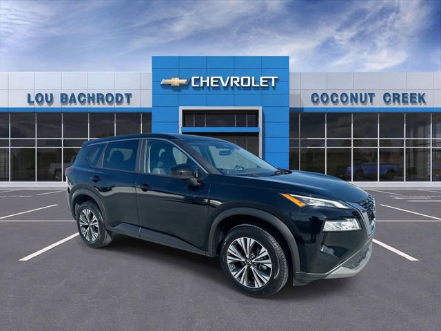 Used 2023 Nissan Rogue SV image 2