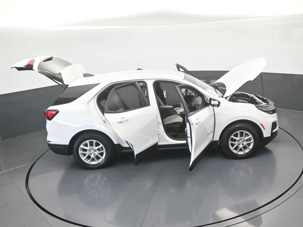 Used 2024 Chevrolet Equinox LS FWD image 63