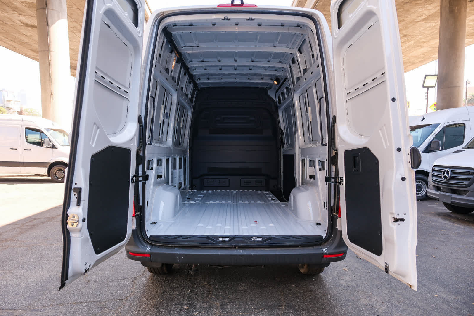 New 2025 Mercedes-Benz Sprinter 2500 image 26
