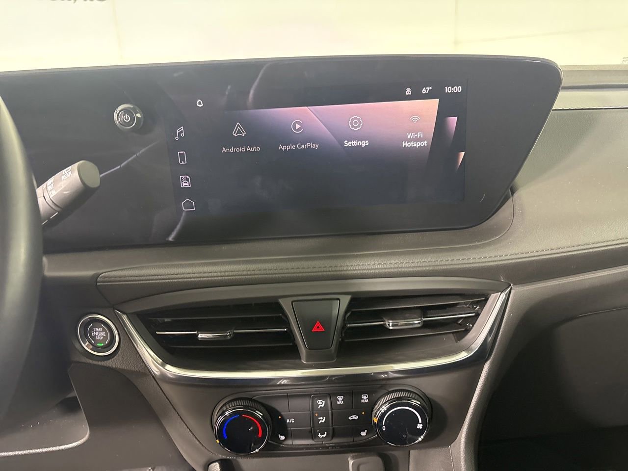 Used 2024 Buick Encore GX Preferred w/ Comfort Package FWD image 13