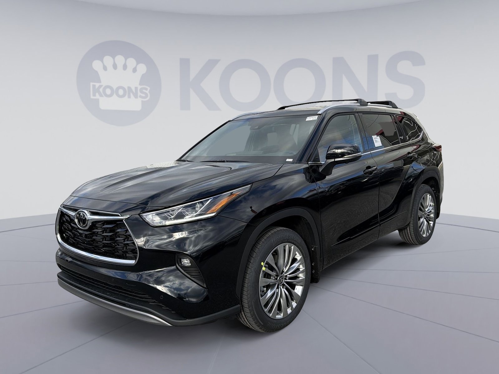 New 2026 Toyota Highlander Platinum