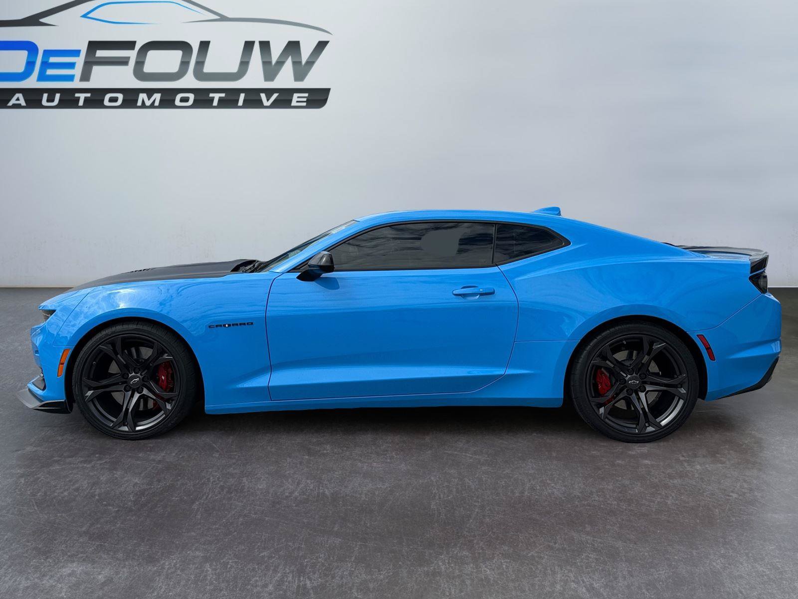 Used 2022 Chevrolet Camaro SS RWD image 6