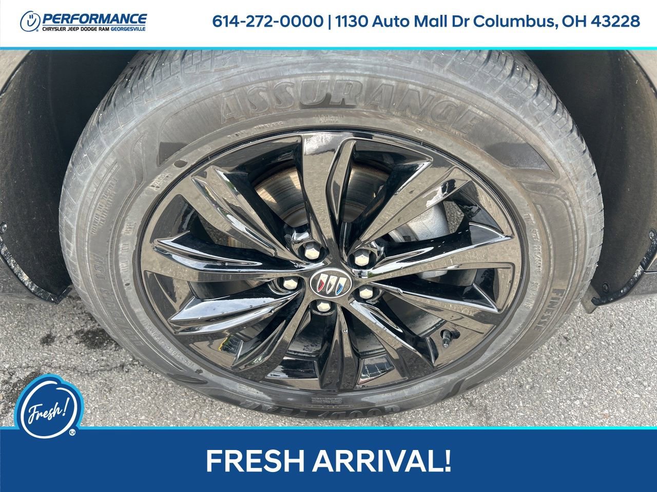 Used 2024 Buick Envista Sport Touring w/ Convenience I Package FWD image 24