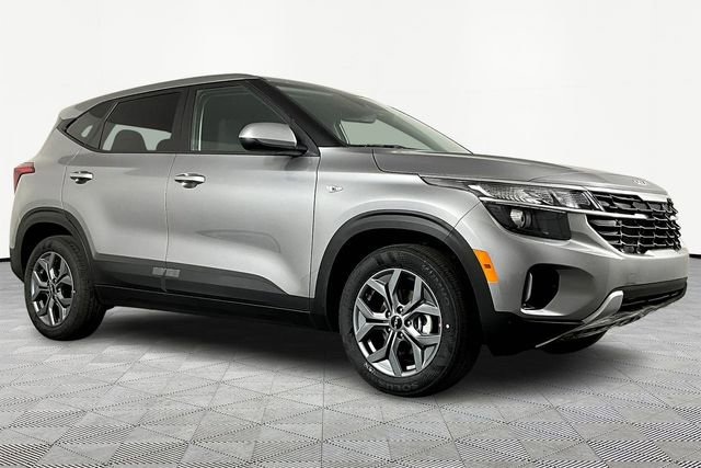 New 2026 Kia Seltos LX image 3