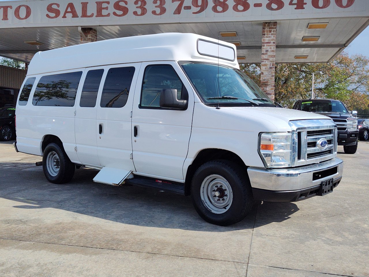 Used 2013 Ford E-250 and Econoline 250 Extended w/ Premium Van Group image 8
