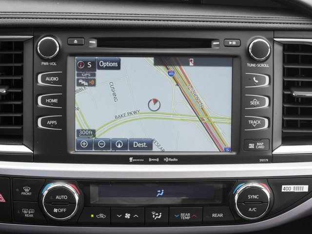 Used 2017 Toyota Highlander XLE w/ Carpet Mat Package FWD image 18