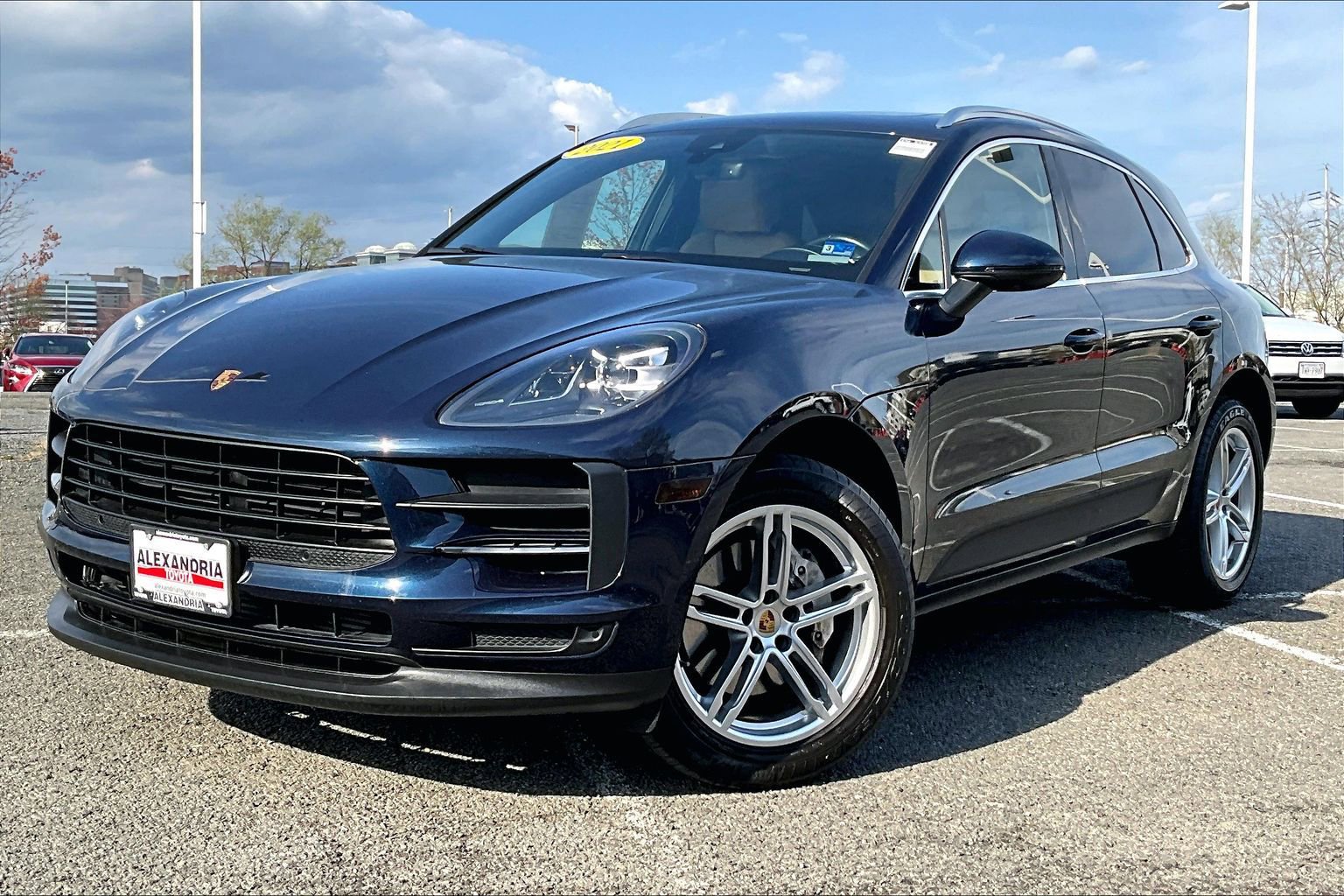 Used 2021 Porsche Macan image 1