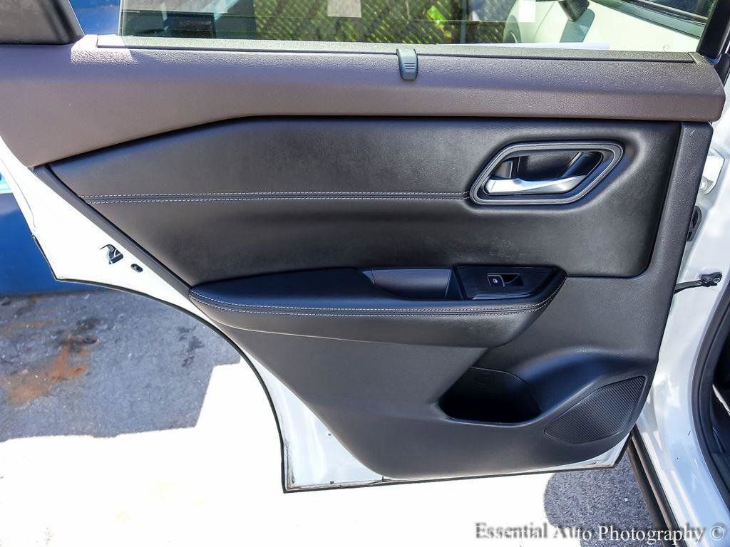 Used 2023 Nissan Rogue SL w/ SL Premium Package AWD/4WD image 25