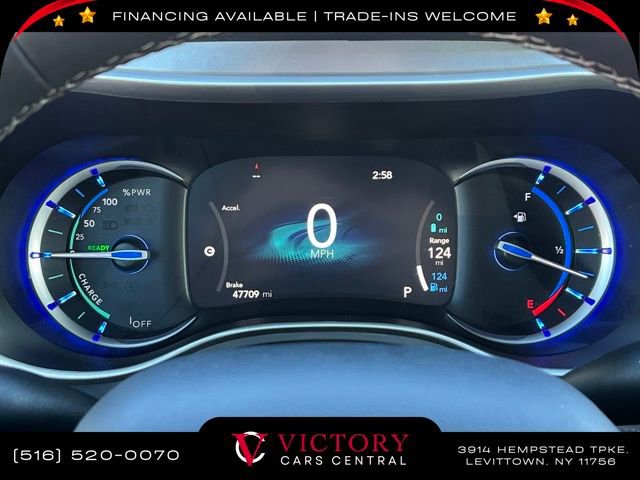Used 2024 Chrysler Pacifica Select image 43
