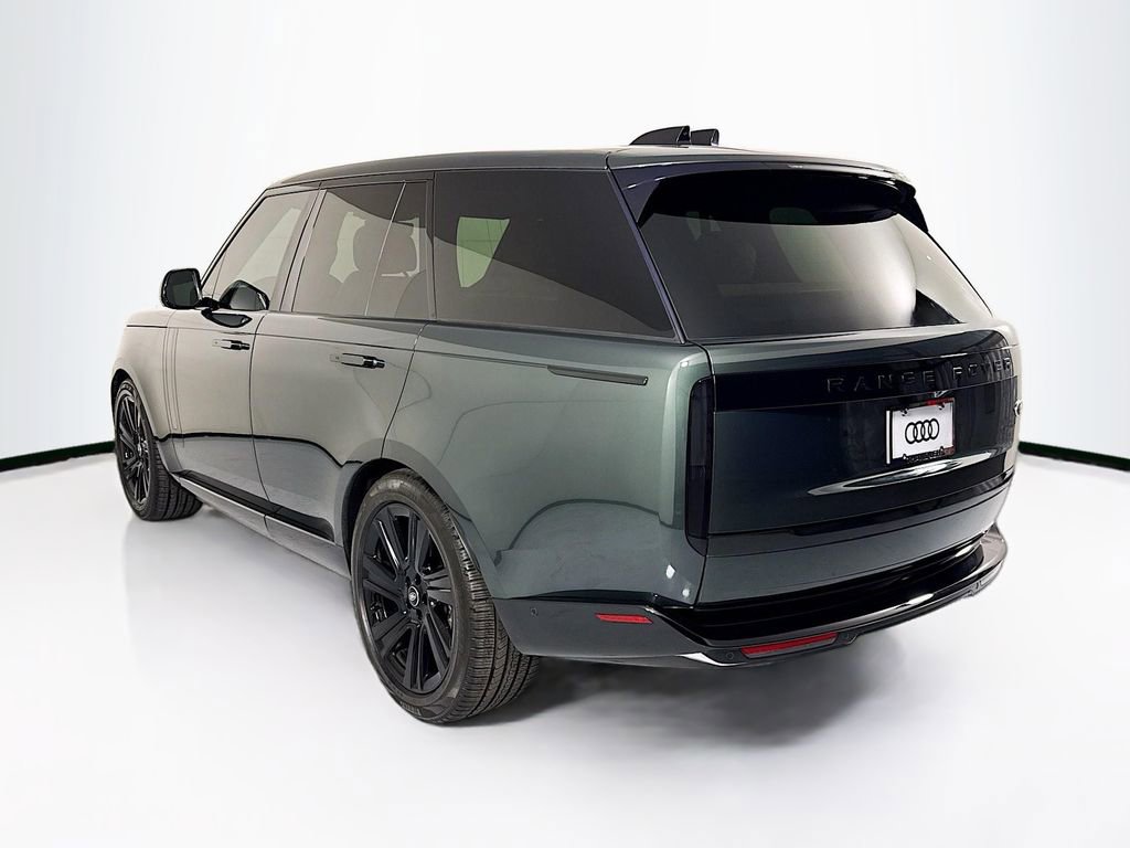 Used 2023 Land Rover Range Rover SE image 7