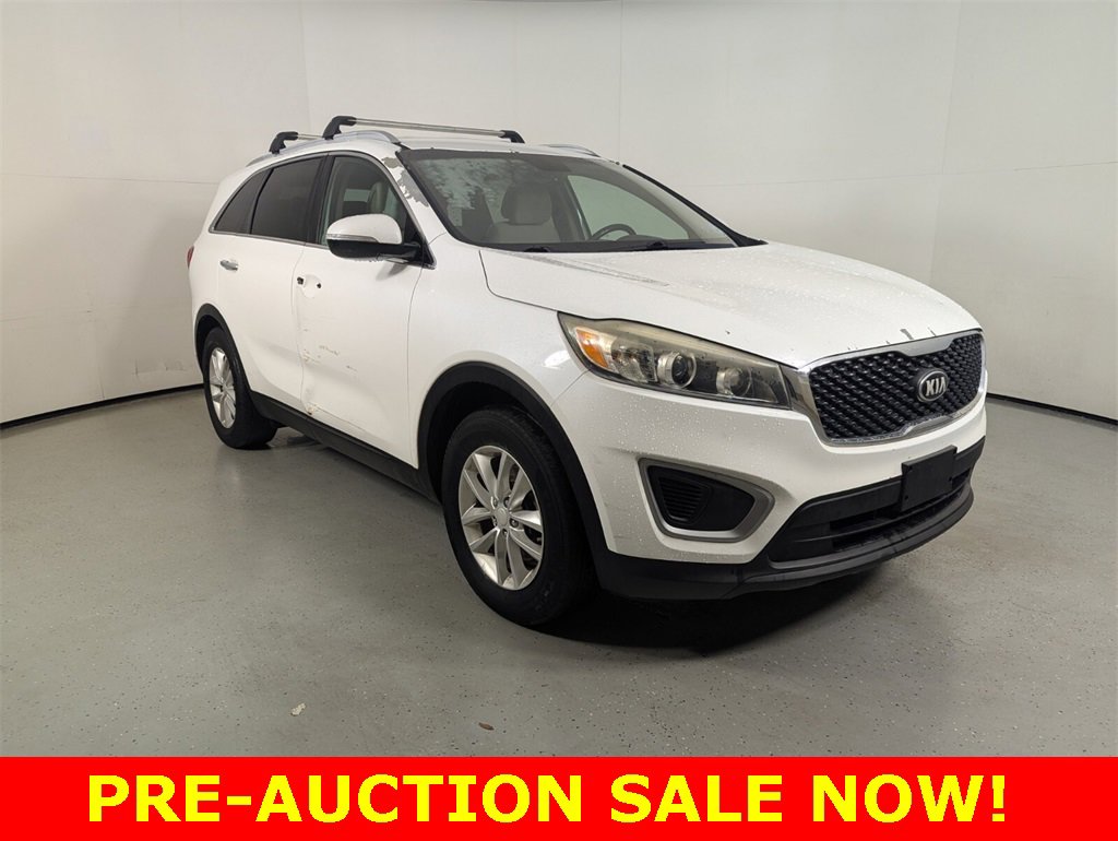 Used 2016 Kia Sorento LX w/ LX Convenience Package