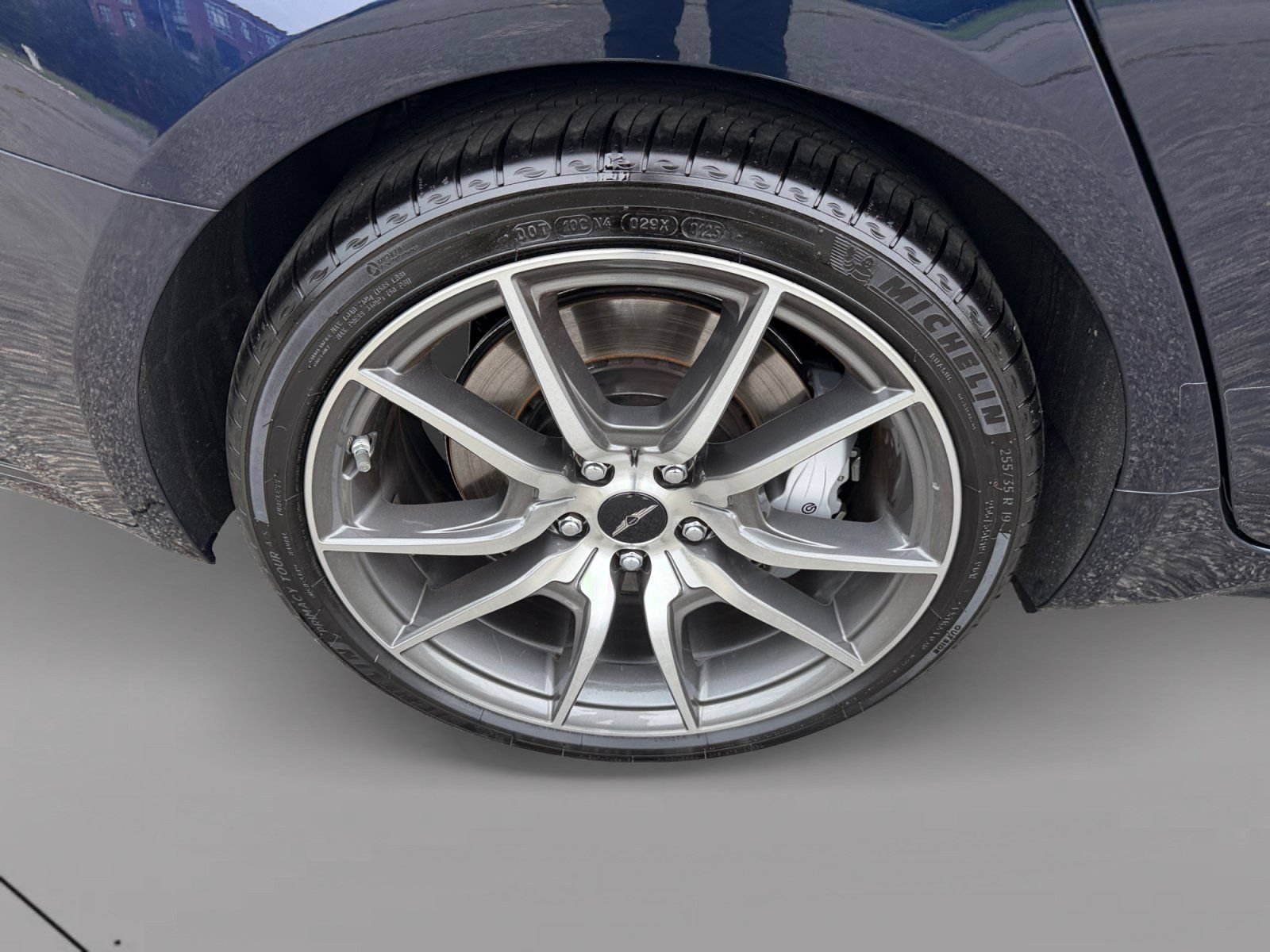 Used 2026 Genesis G70 2.5T AWD/4WD image 5