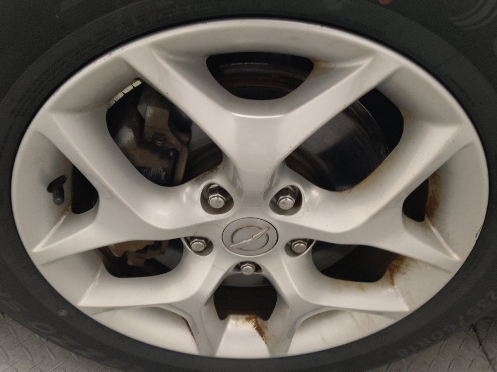 Used 2017 Chrysler Pacifica Touring-L w/ Tire & Wheel Group FWD image 31