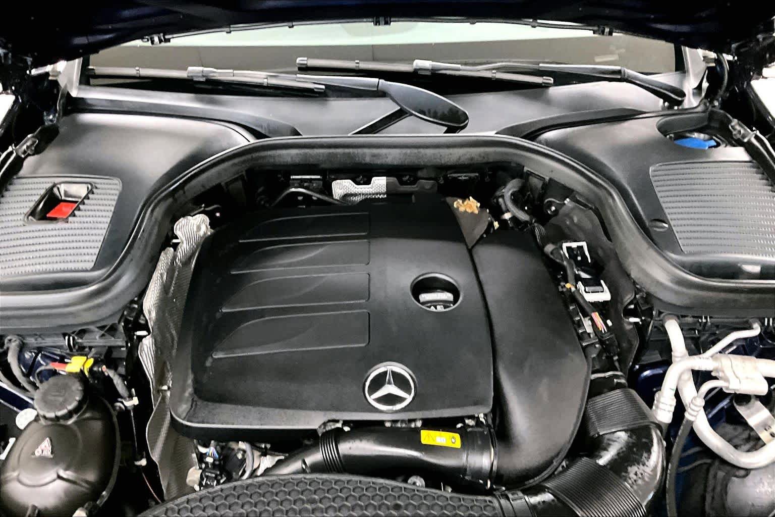 Used 2022 Mercedes-Benz GLC 300 4MATIC image 30