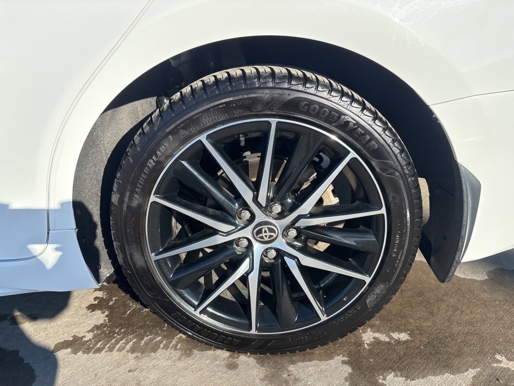 Used 2023 Toyota Camry SE w/ Cold Weather Package image 14