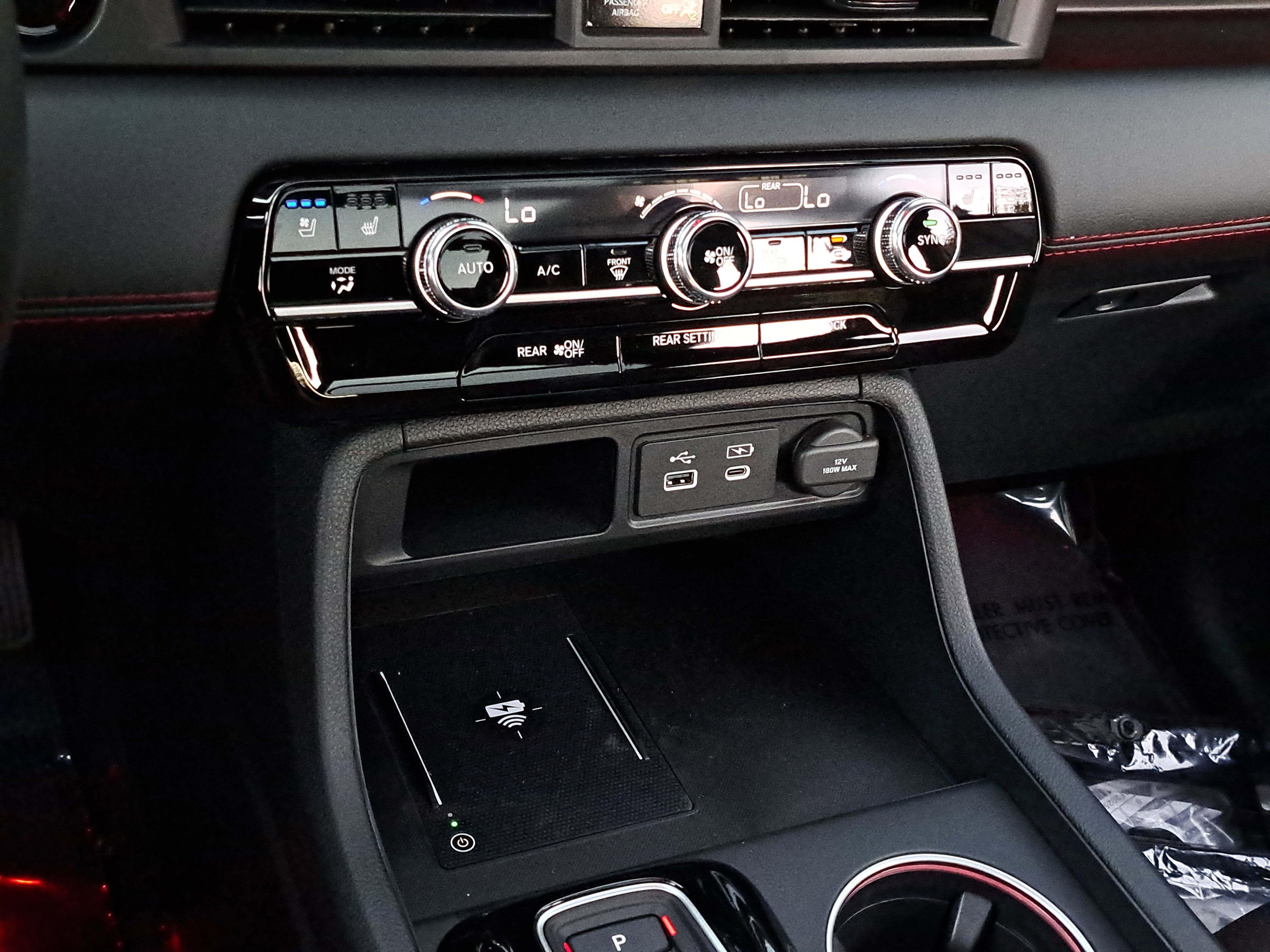 New 2025 Honda Pilot Black Edition image 30