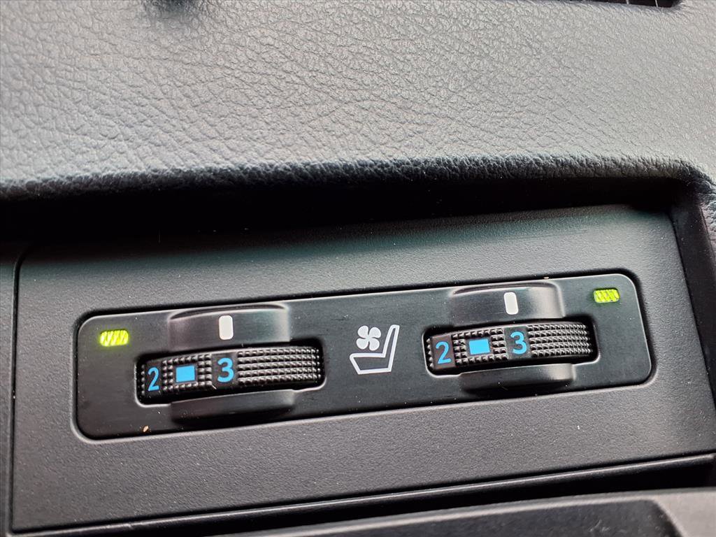 Used 2011 Lexus RX 350 AWD image 21