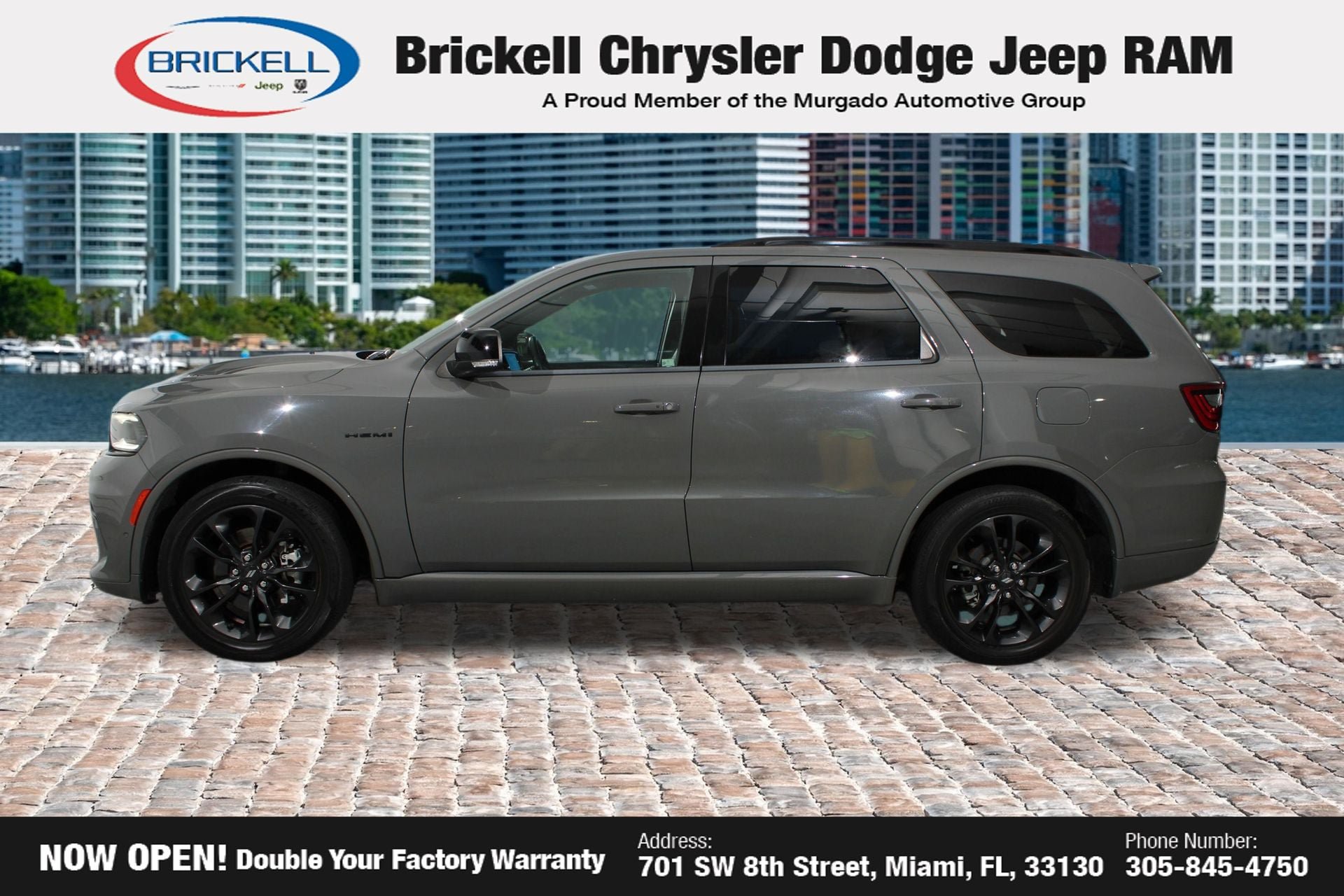 Used 2023 Dodge Durango R/T RWD image 2