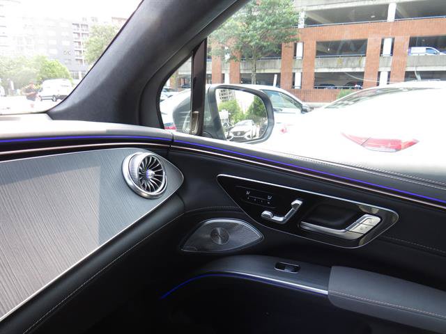 Certified 2023 Mercedes-Benz EQS 450+ 4MATIC SUV w/ Exclusive Trim Package image 15