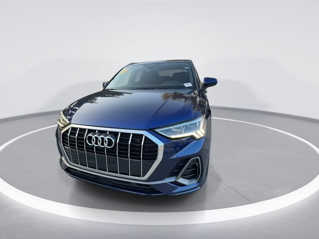 Used 2022 Audi Q3 2.0T Premium Plus AWD/4WD image 3