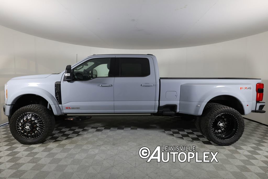 Used 2025 Ford F450 Platinum w/ FX4 Off-Road Package image 9