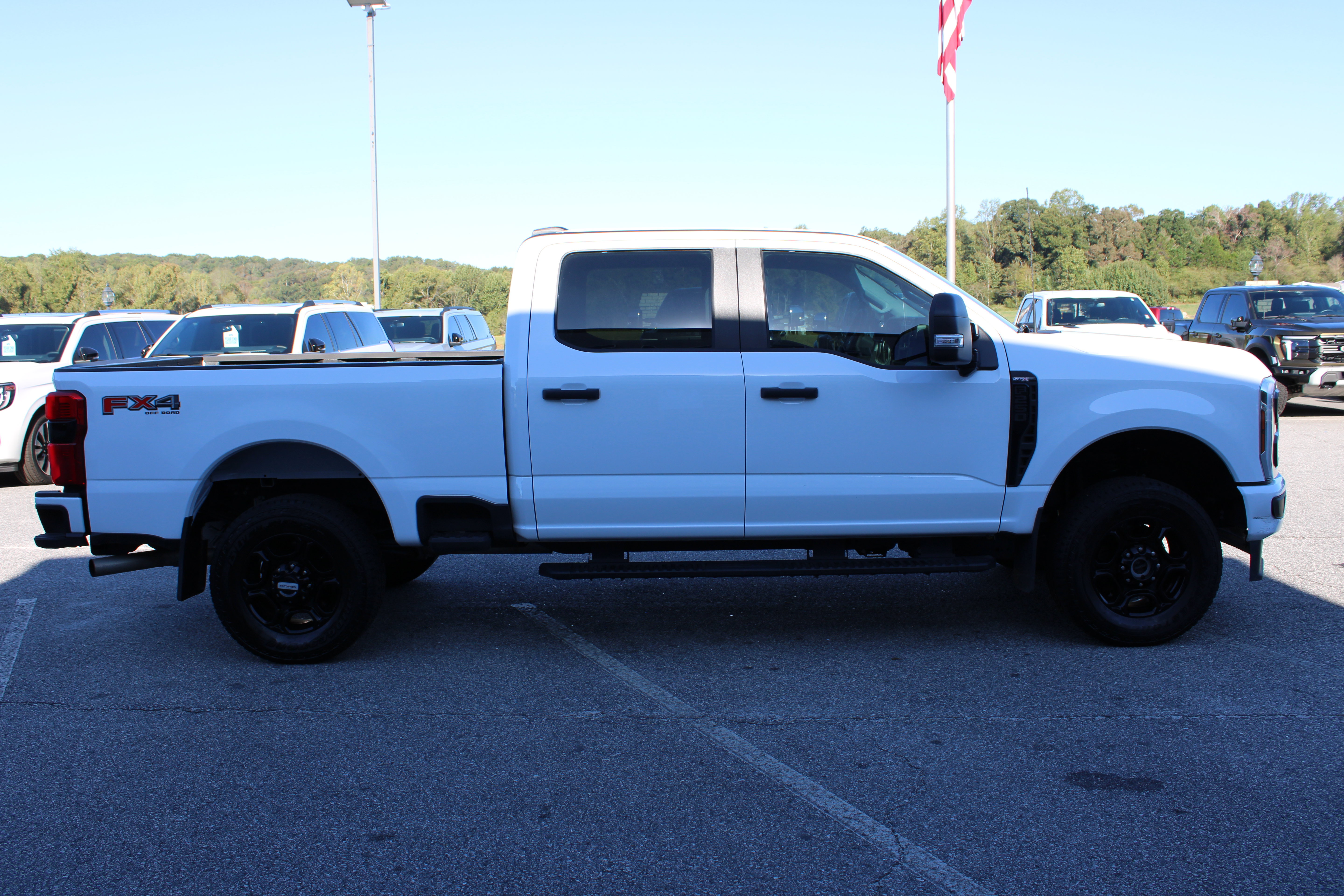 Used 2024 Ford F250 XL w/ STX Appearance Package AWD/4WD image 5