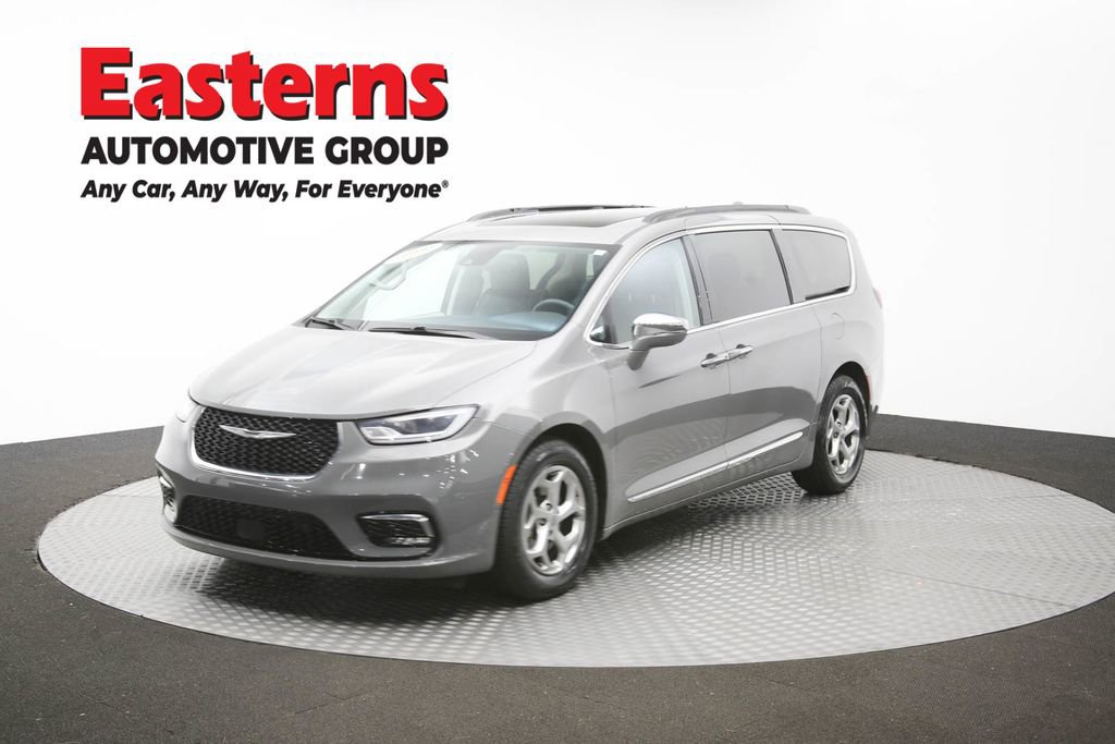 Used 2022 Chrysler Pacifica Limited FWD image 53