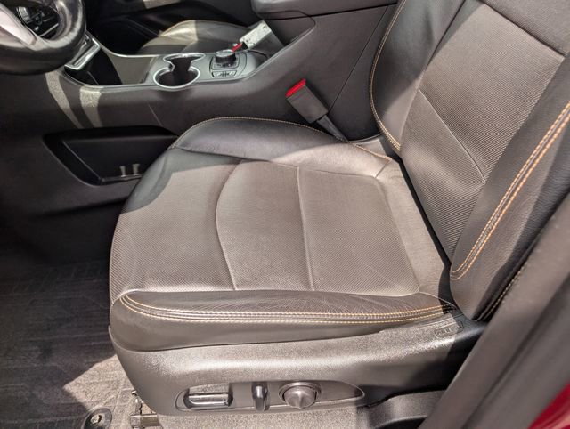 Used 2020 GMC Terrain SLT w/ Preferred Package AWD/4WD image 24