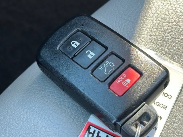 Used 2014 Toyota RAV4 Limited AWD/4WD image 20