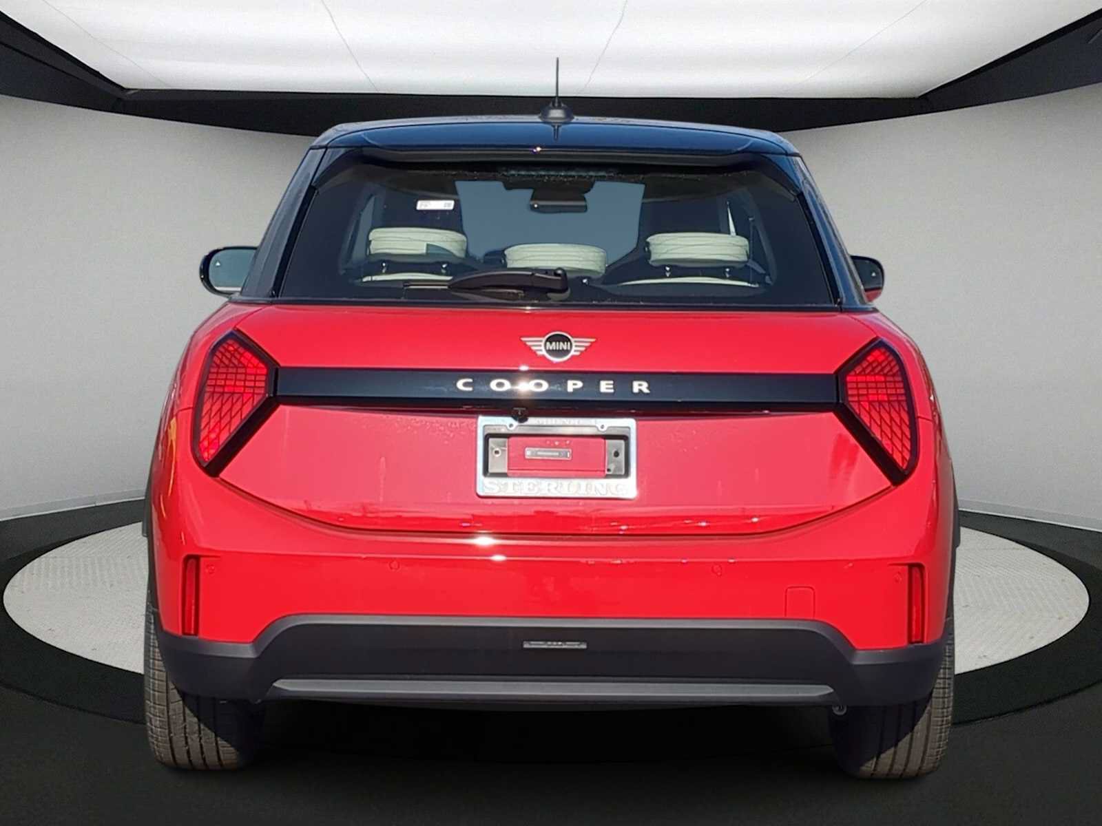 Used 2026 MINI Cooper 4-Door Hardtop FWD image 7