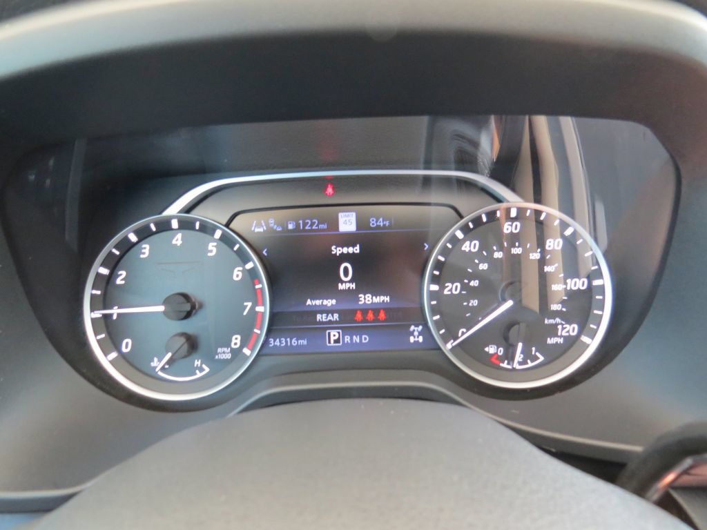 Used 2024 Nissan Titan Platinum Reserve w/ Moonroof Package AWD/4WD image 26