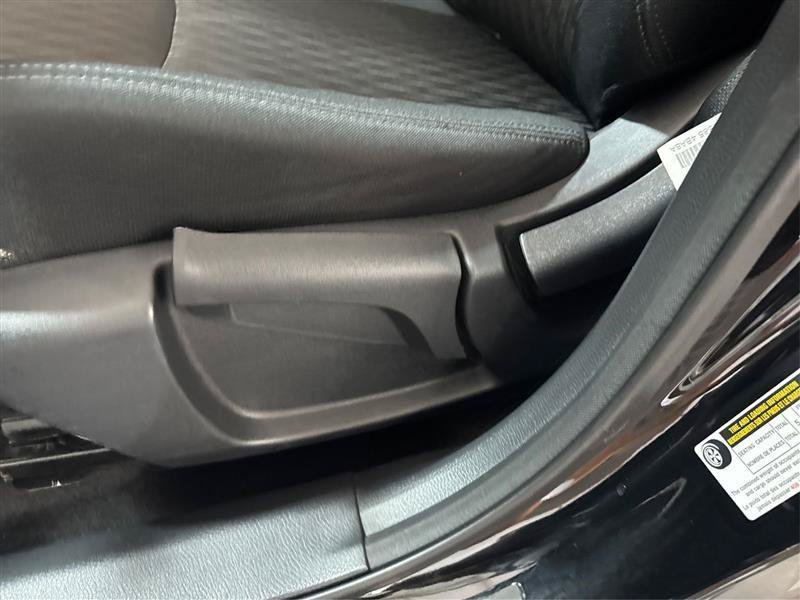 Used 2019 Nissan Rogue S AWD/4WD image 19