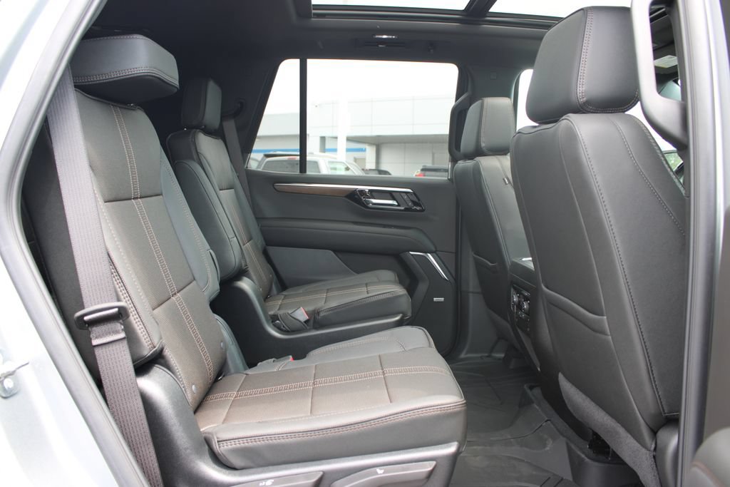 New 2026 Chevrolet Tahoe High Country AWD/4WD image 38