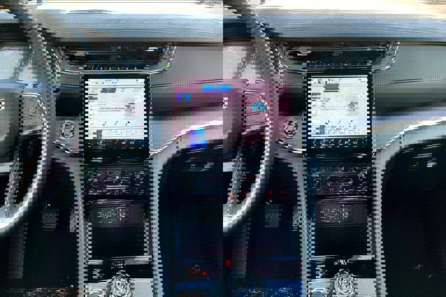 New 2025 Jeep Grand Cherokee Limited w/ Black Appearance Package image 7