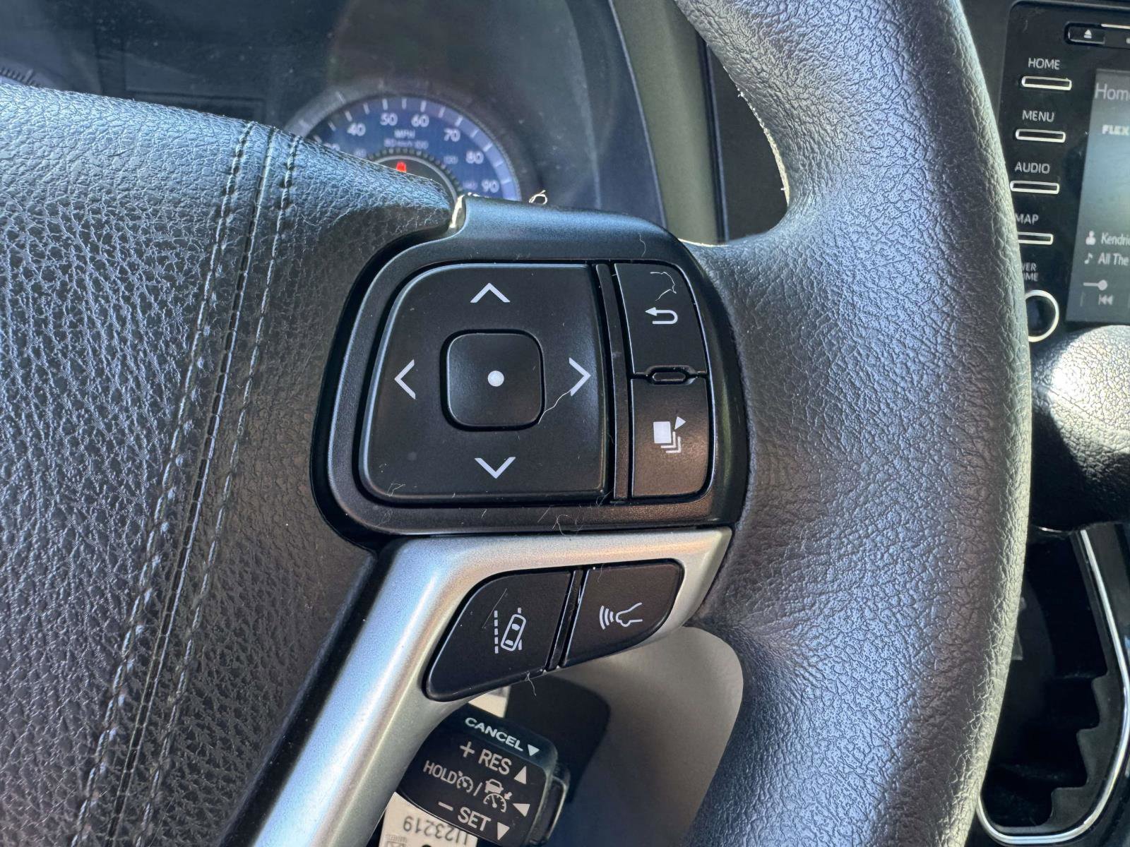 Used 2020 Toyota Sienna LE image 31